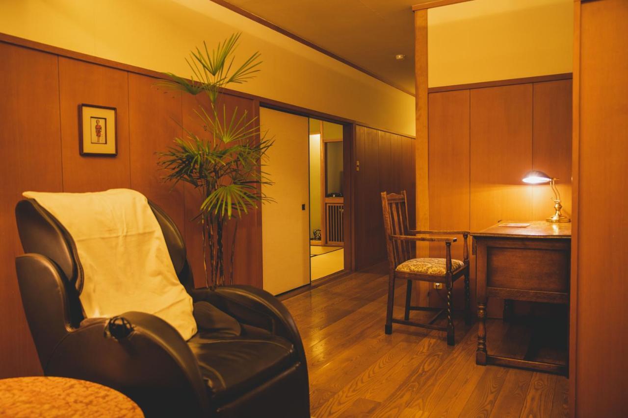 Hotel Arima Onsen Tocen Goshobo à Kōbe Extérieur photo A room at a love hotel in Tokyo